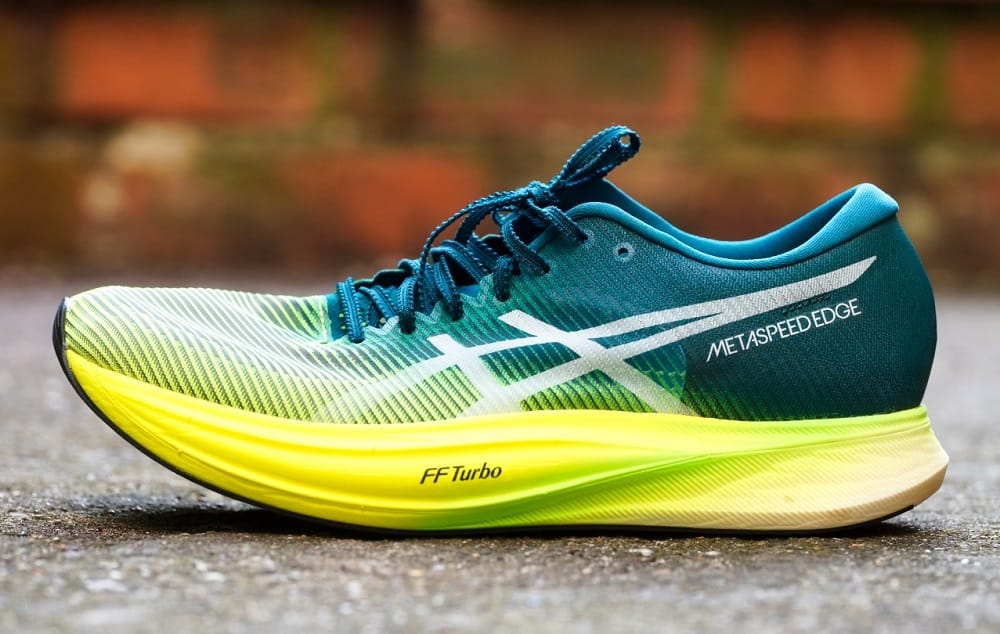 Review các đôi “siêu giày” nổi bật năm 2023 (phần 2)