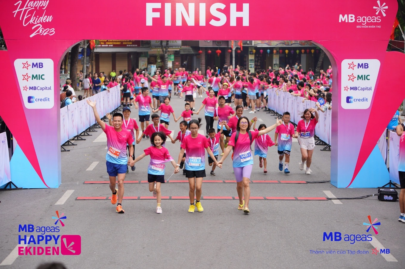 MB Ageas Life Happy Ekiden 2023 – Hạnh phúc lành