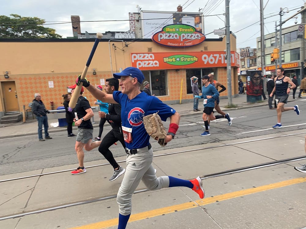 Runner 58 tuổi và 100 lần chạy sub3