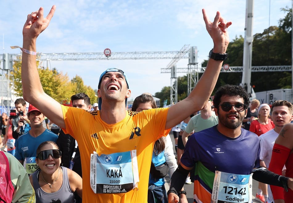 Khi sao bóng đá chạy marathon