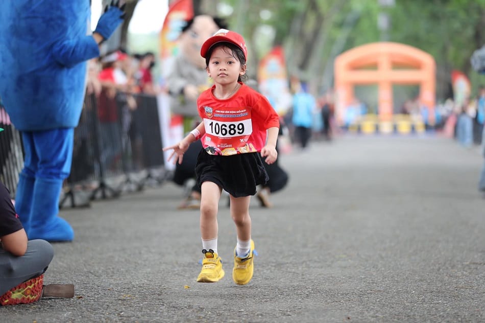 Tuổi nào phù hợp tham gia giải chạy?