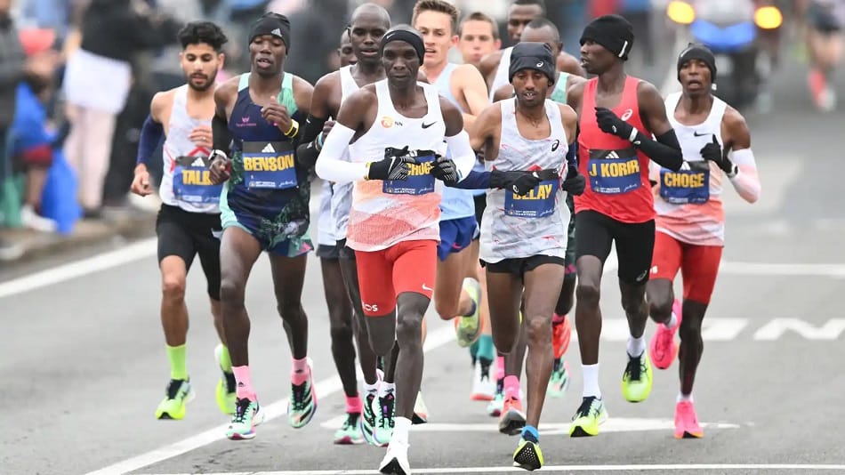 Điều gì xảy ra với Eliud Kipchoge tại Boston Marathon 2023?
