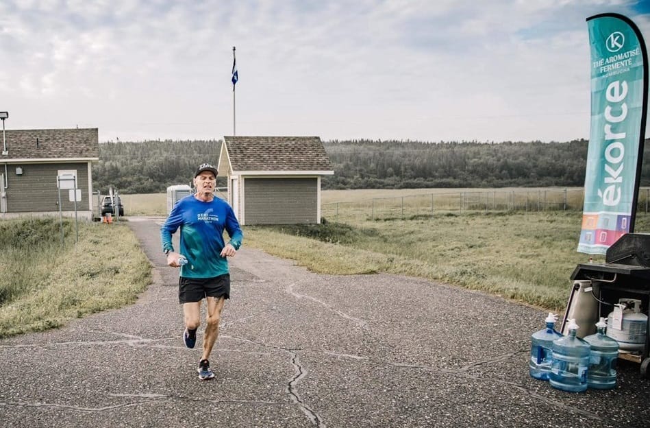 Chiến tích phá kỷ lục giải của chân chạy backyard ultra từng nghiện ma túy