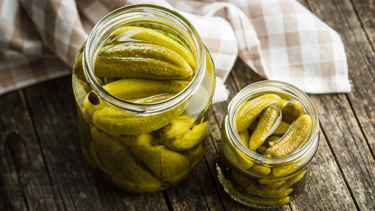 Nước dưa muối hạn chế chuột rút?