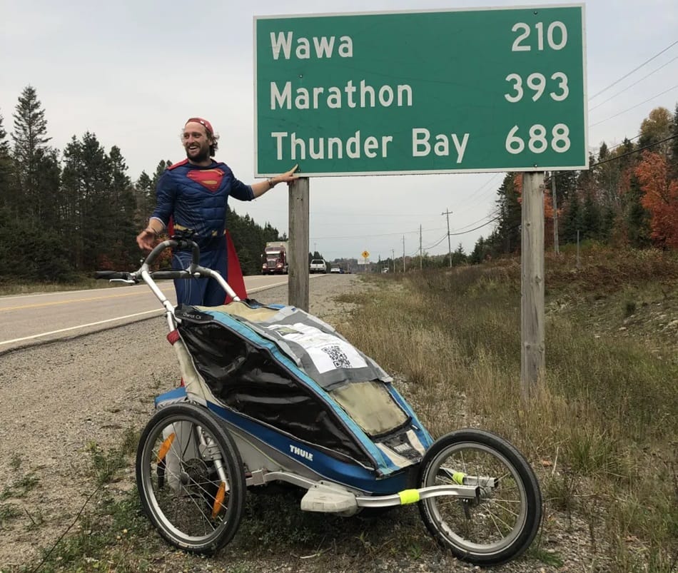 Chạy xuyên Canada trong 305 ngày để ủng hộ nghiên cứu chữa bệnh ung thư ở trẻ em
