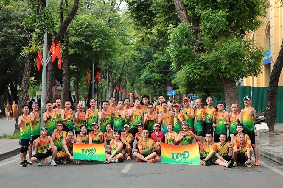 Thống Nhất Park Runners – Bước chân cùng nắng gió