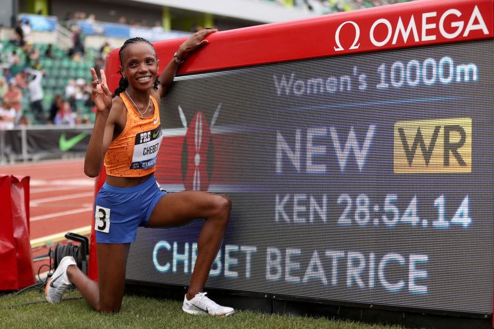 Beatrice Chebet phá kỷ lục thế giới 10.000m