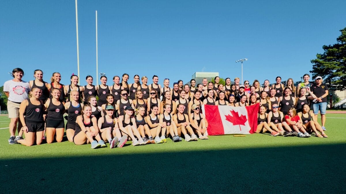 Kỷ lục tiếp sức nữ chạy 100 dặm bị phá sâu