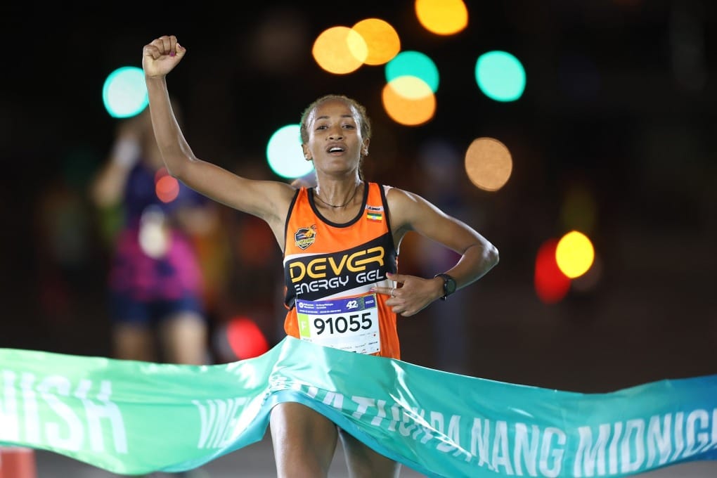 Các chân chạy châu Phi thống trị VM Đà Nẵng Midnight 2024