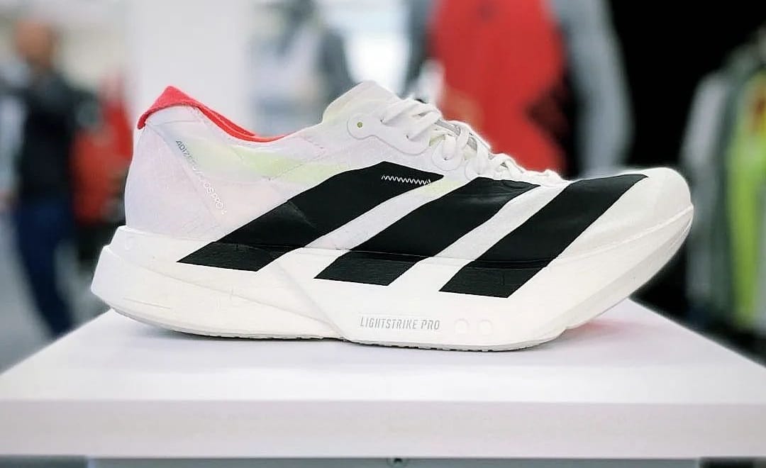 Adizero Adios Pro 4 – Lại thêm mẫu giày ấn tượng từ Adidas