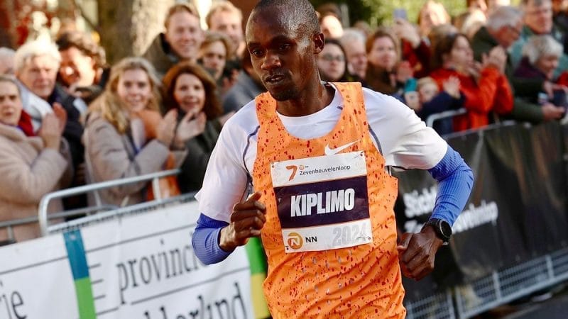Kiplimo lại phá kỷ lục thế giới 15km