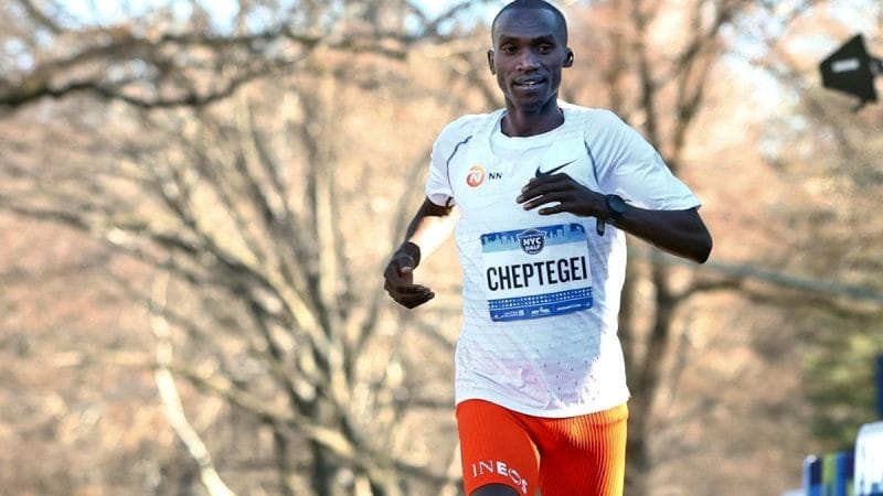 Kỷ lục gia Joshua Cheptegei tham gia Tokyo Marathon 2025