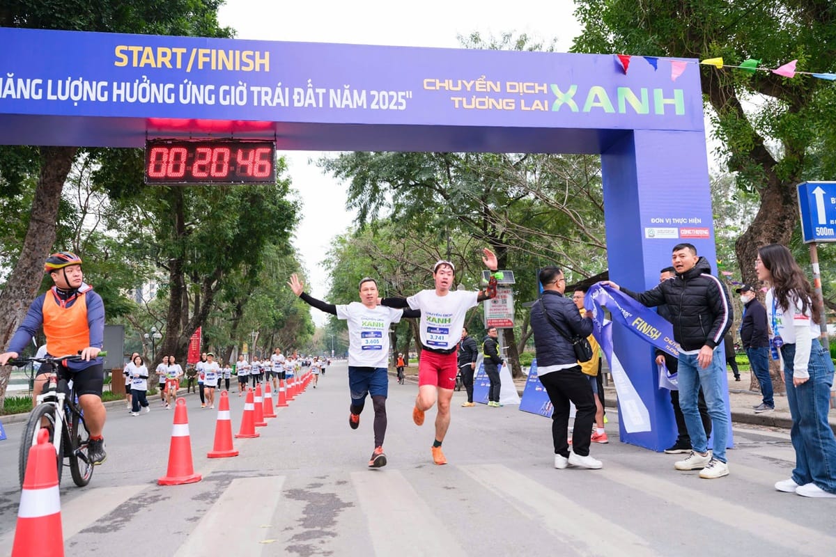 Giải chạy hưởng ứng “Toàn dân tiết kiệm năng lượng hưởng ứng Giờ Trái Đất năm 2025”