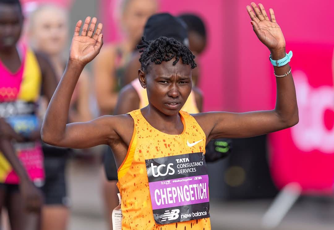 Kỷ lục gia Ruth Chepngetich không dự London Marathon
