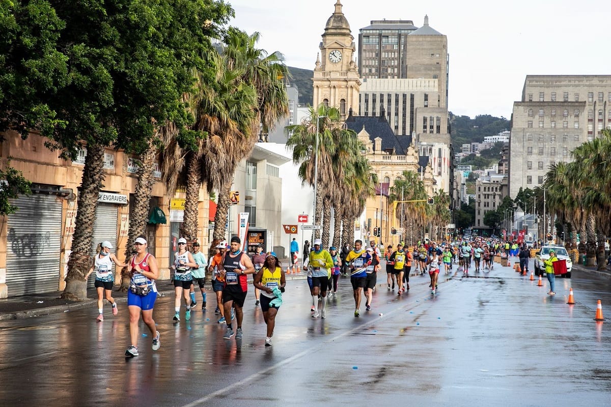 Cape Town Marathon bị hoãn chỉ 90 phút trước giờ xuất phát