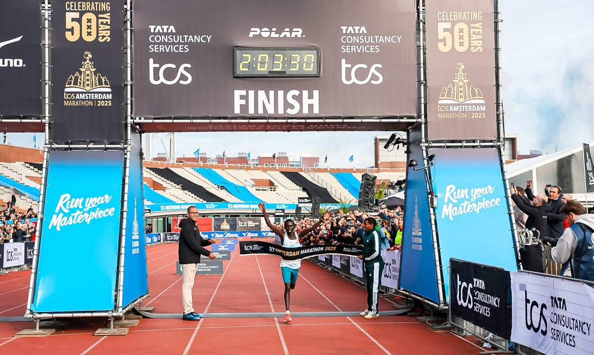 Toroitich phá kỷ lục Amsterdam Marathon